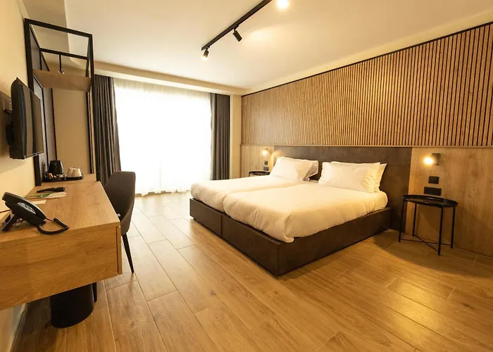 East Гостевой дом 4*